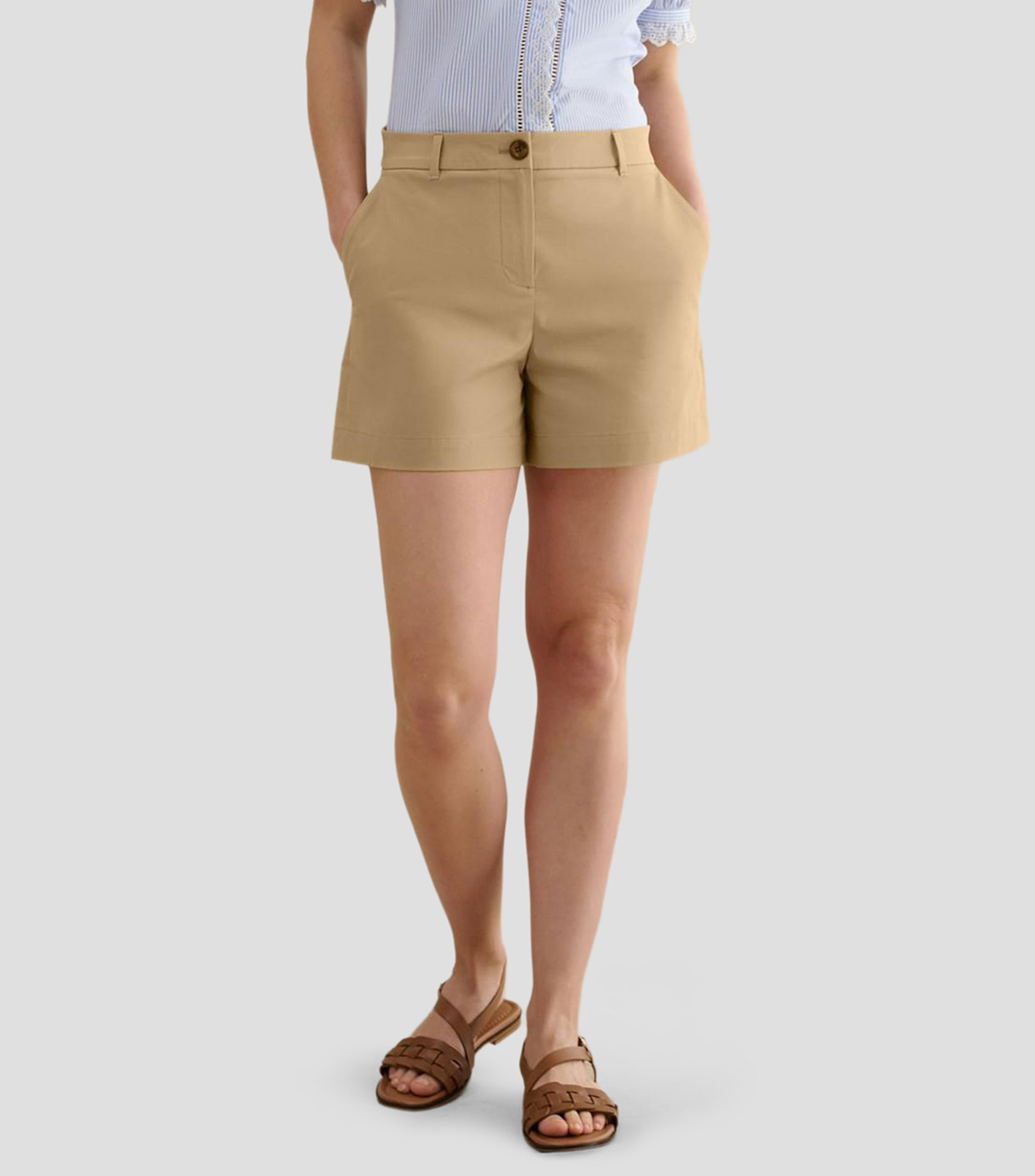 Short liso Mujer